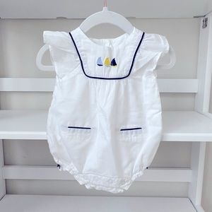 Janie and Jack Girls’ White Sailboat Sleeveless Bubble Romper 0-3 months